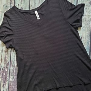 LuLaRoe Classic T